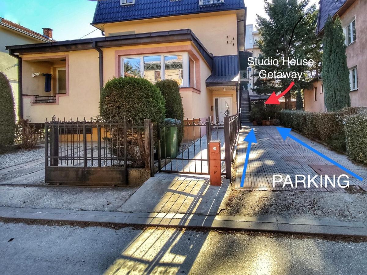 Studio House - Getaway Manastır Dış mekan fotoğraf